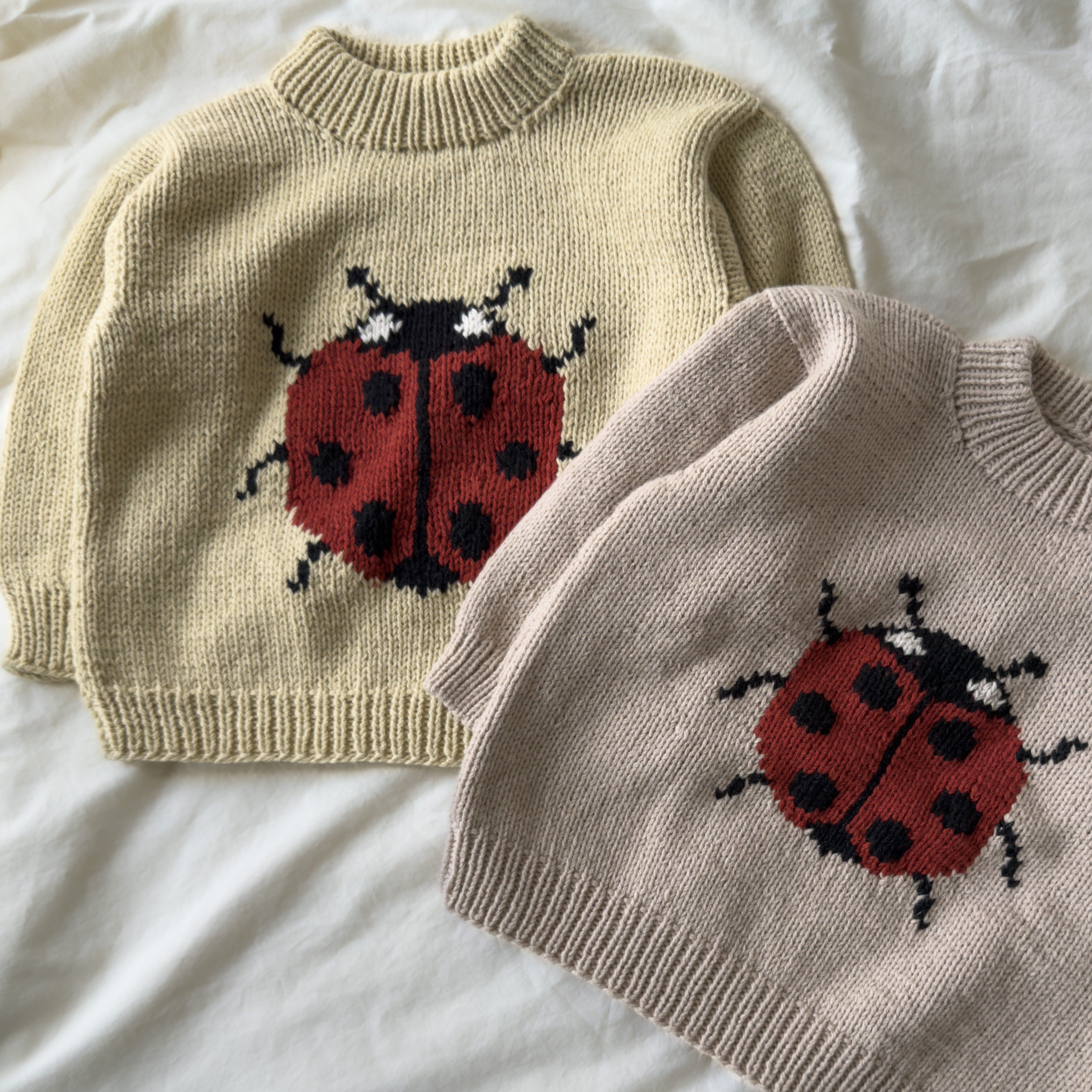 Mariehøne Sweater - Dansk