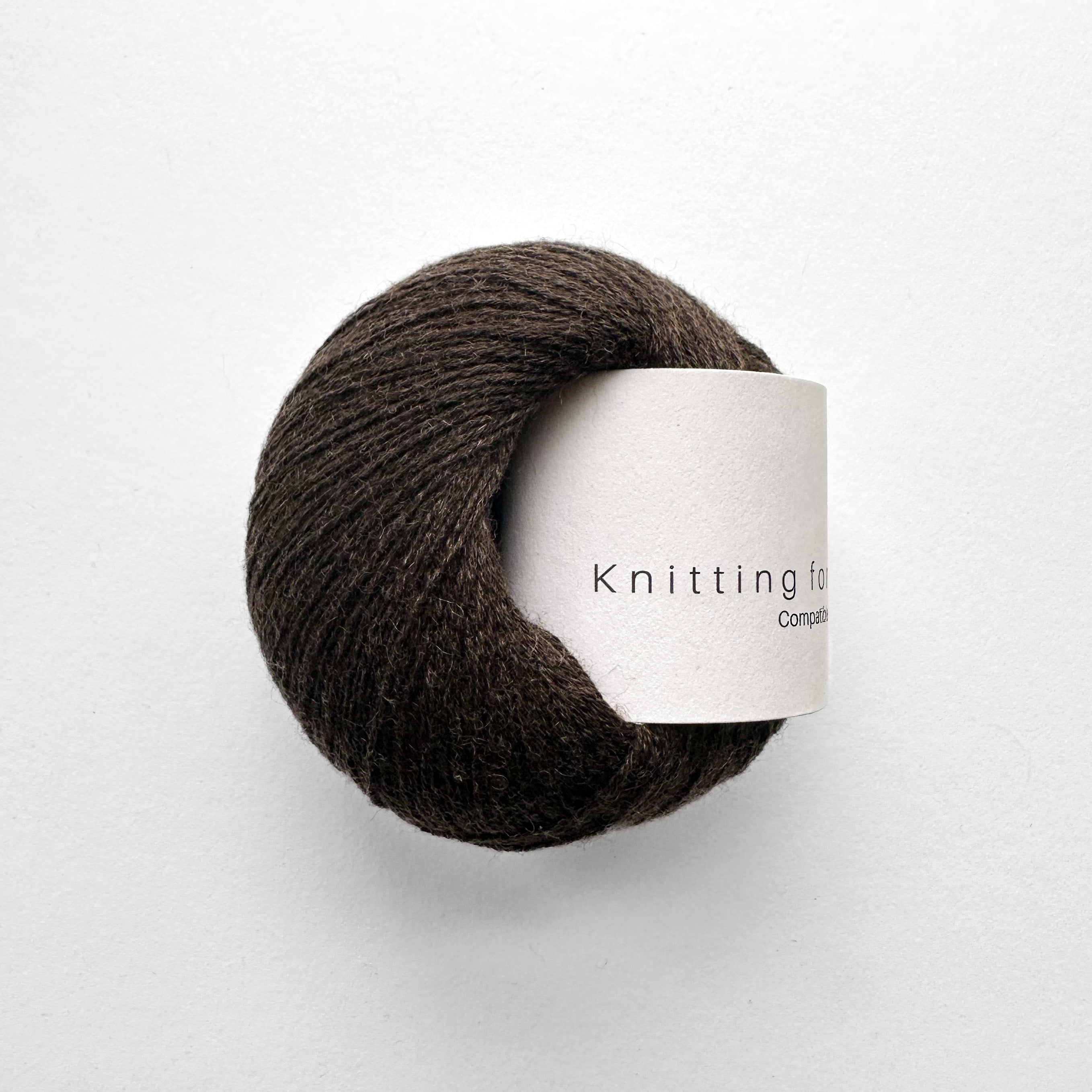 Merino som harmonerer med Compatible Cashmere - Brun Bjørn