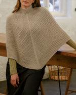 Elvira Poncho - Dansk