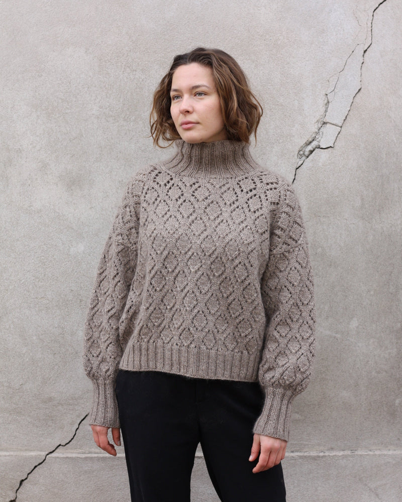 Nature Lace Sweater - Svensk