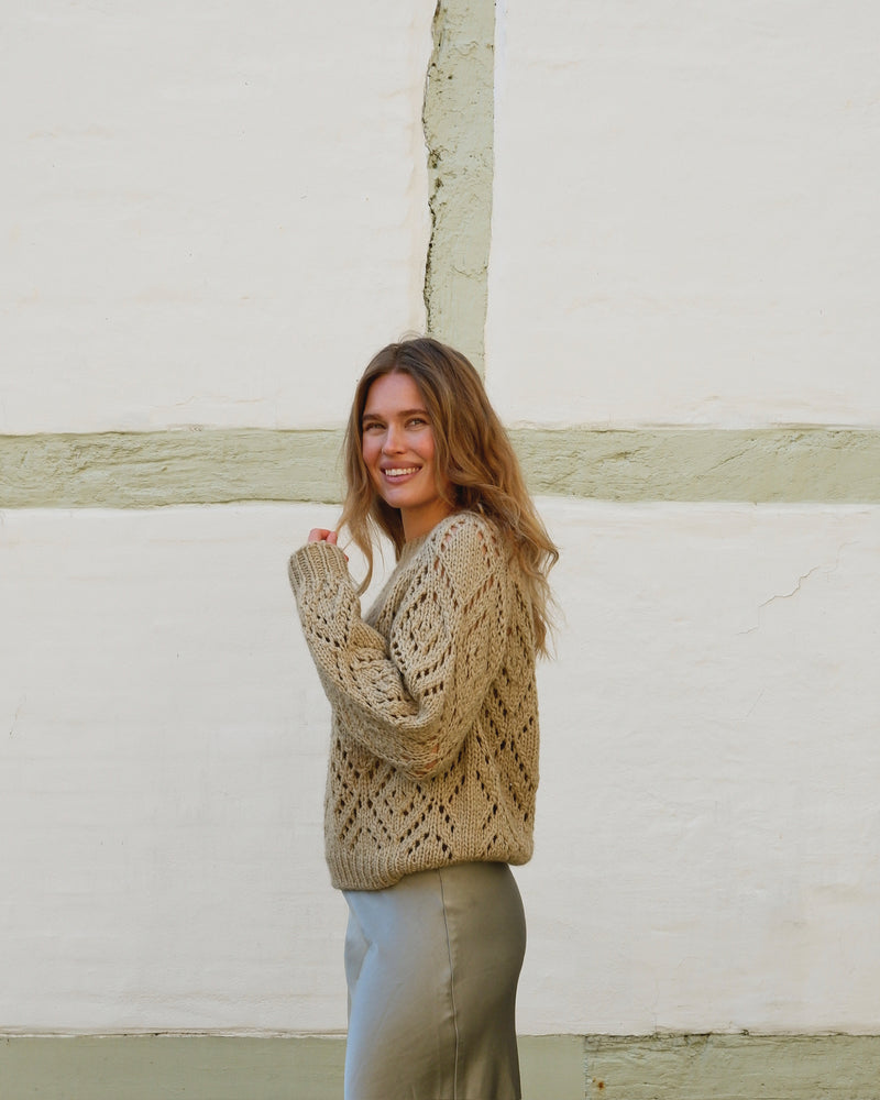 Clotilde Sweater - Voksen - Svensk