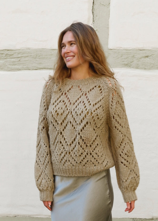 Clotilde Sweater - Voksen - Svensk