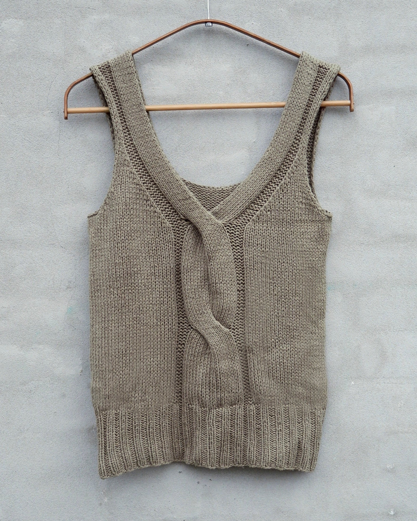 Twisted V-top - Dansk