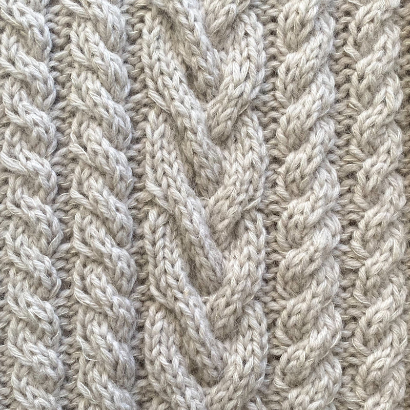 Chunky Cable Sweater - Svensk